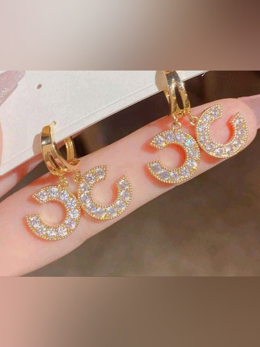 Luxury Style Earrings - Picture 3 of 7